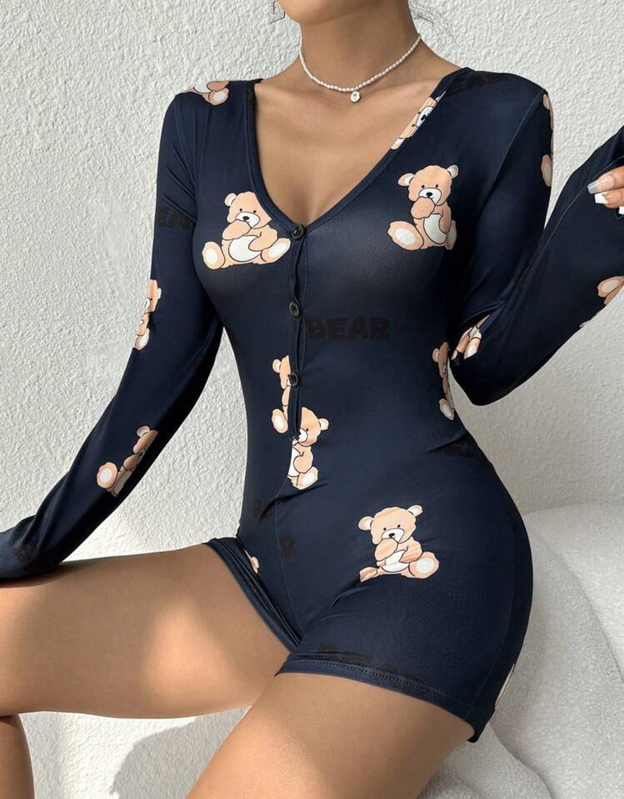 3229 - AMELIEE