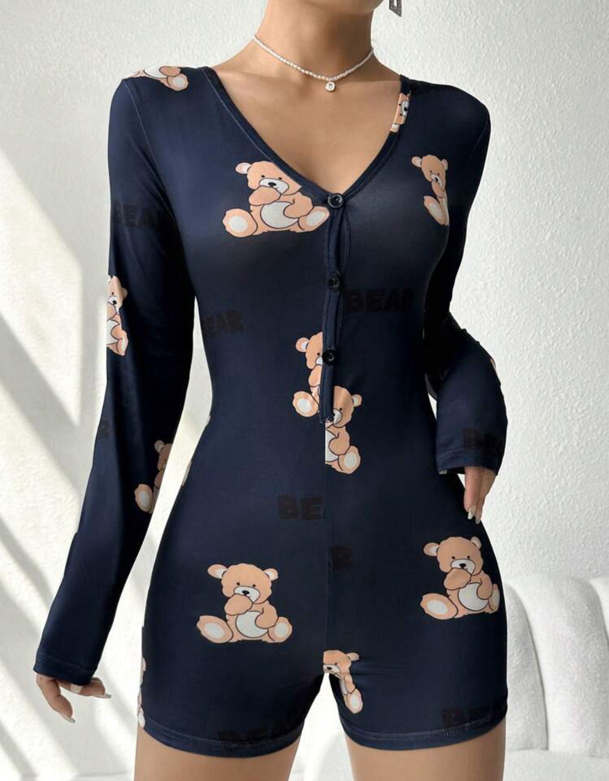 3229 - AMELIEE