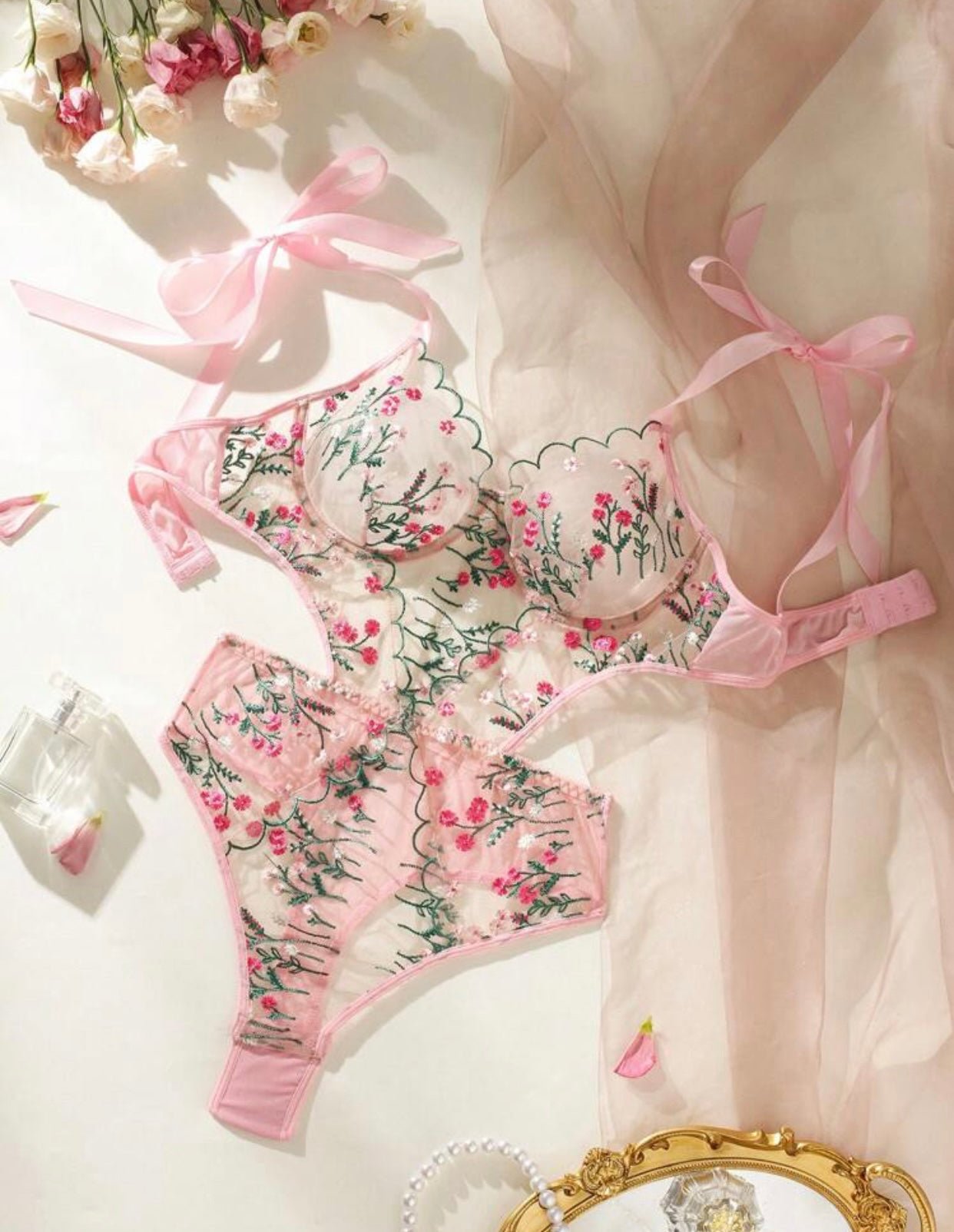 3486 - AMELIEE