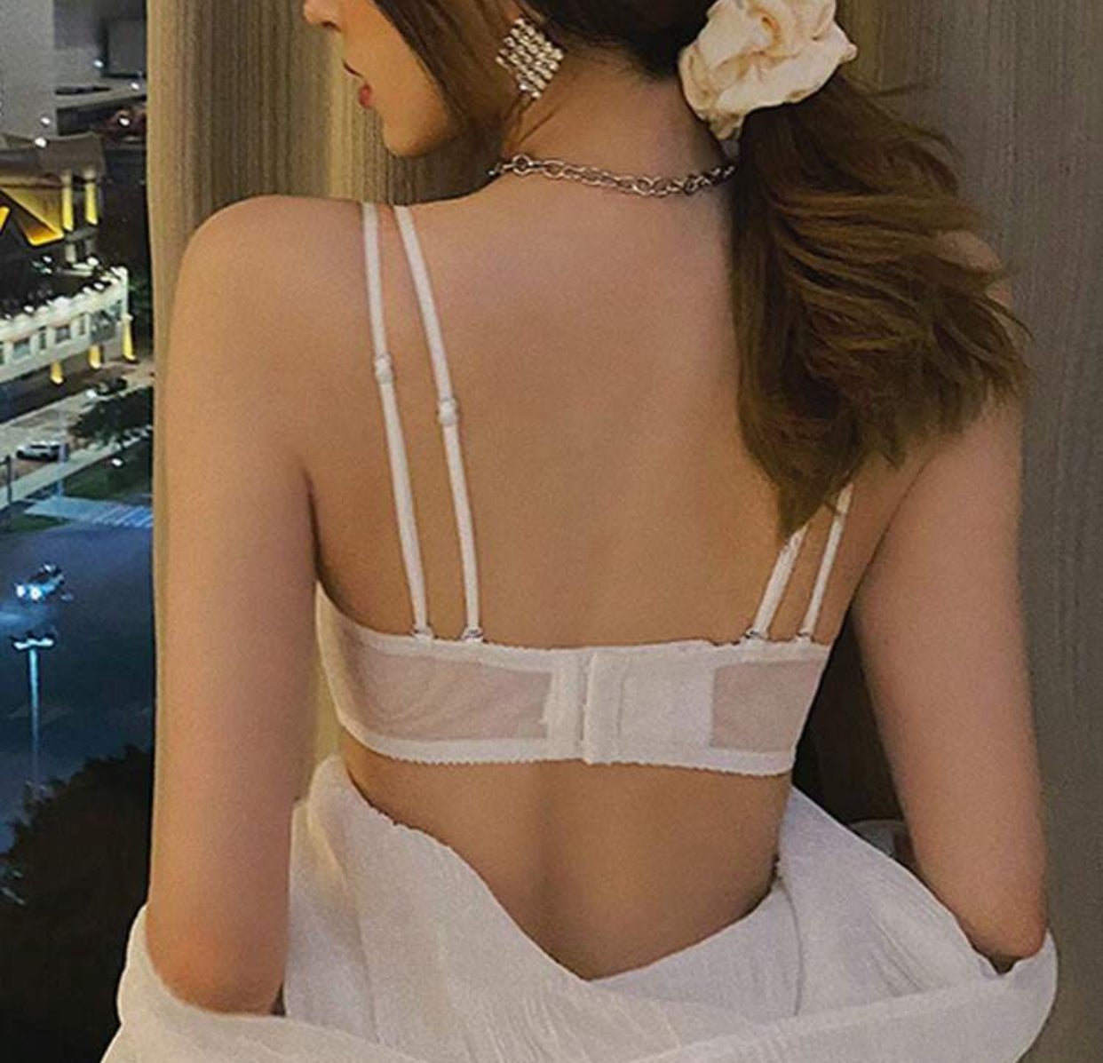 3835 - AMELIEE
