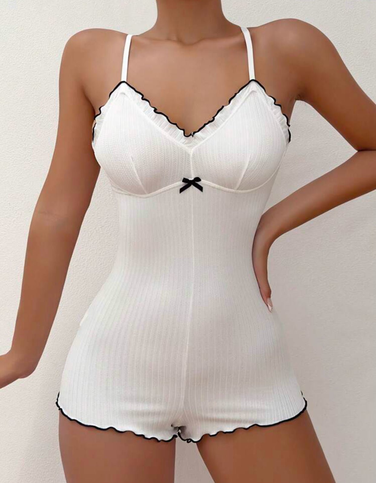 7157 - AMELIEE