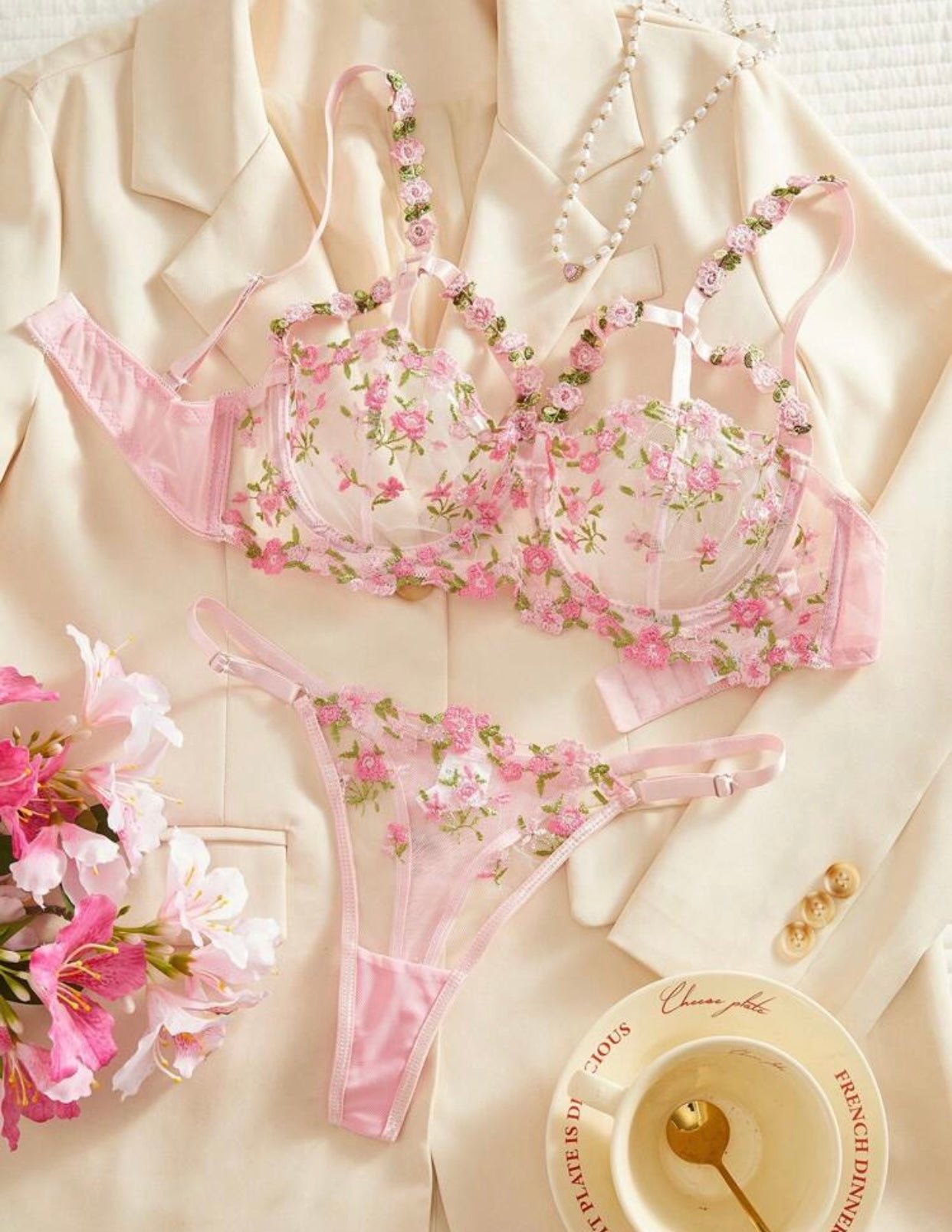73625 - AMELIEE
