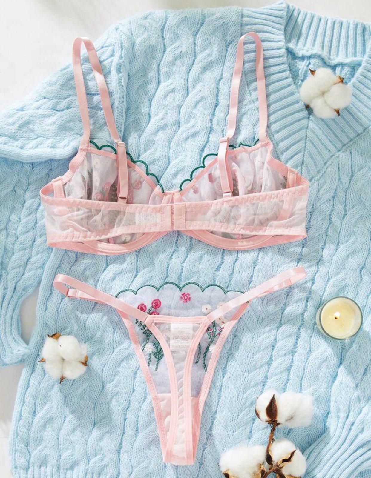 8165 - AMELIEE