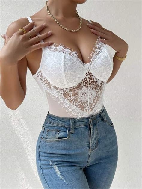 825262 - AMELIEE