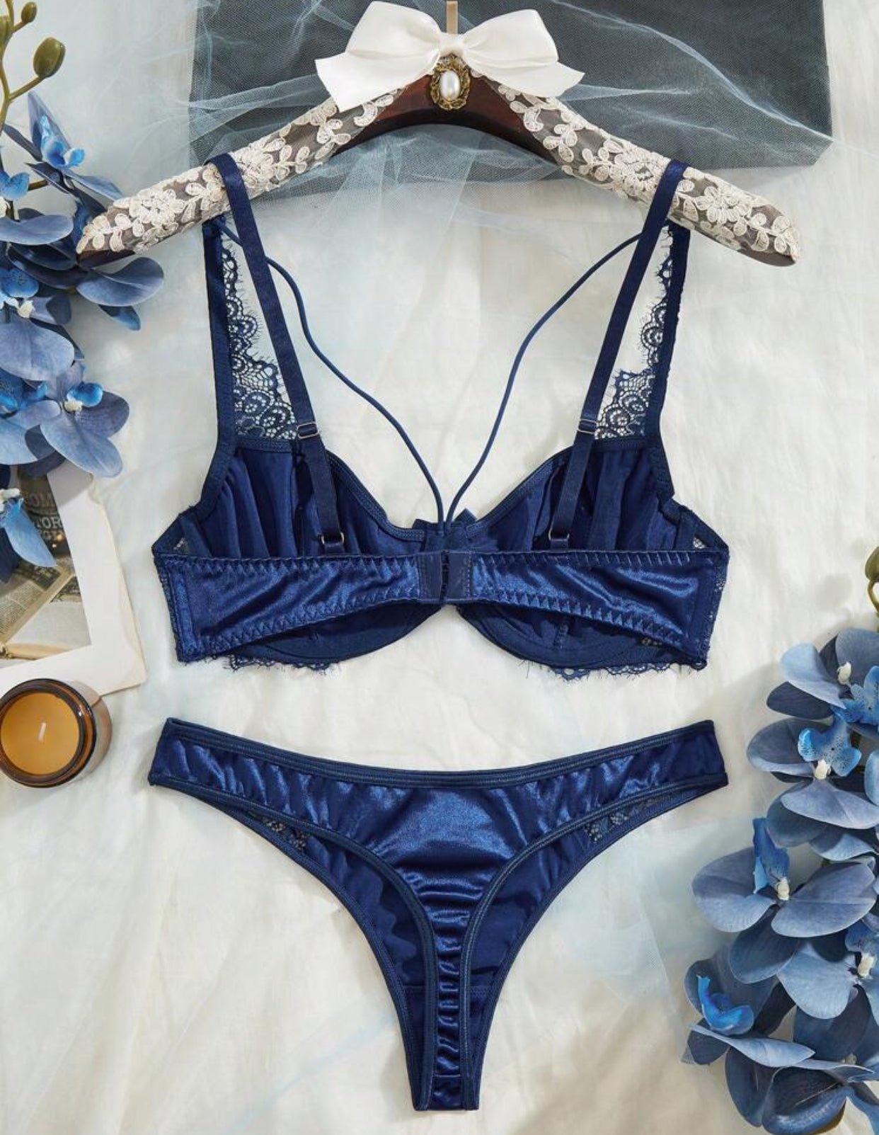8391 - AMELIEE