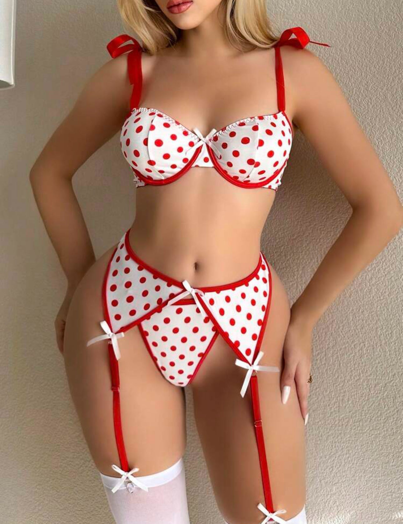 90203 - AMELIEE