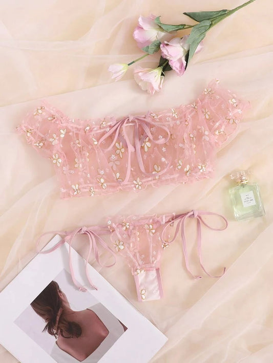 2166 - AMELIEE