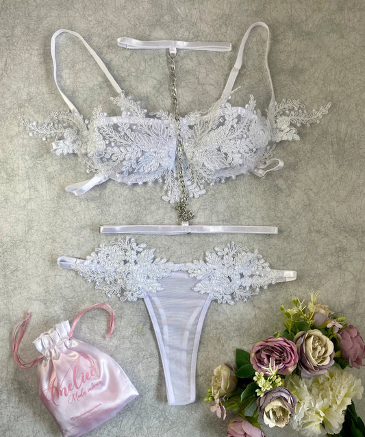 2252AB - AMELIEE