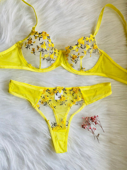 2652 - AMELIEE