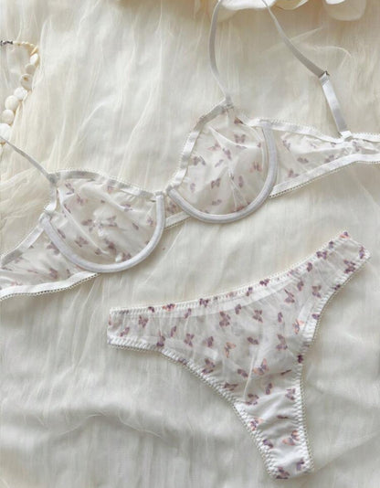 3033 - AMELIEE