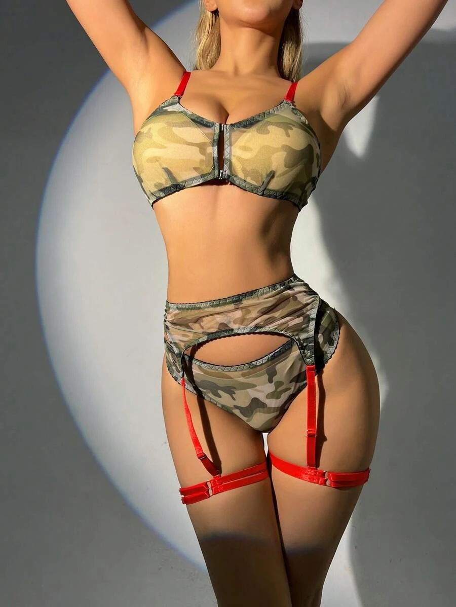 38622 - AMELIEE