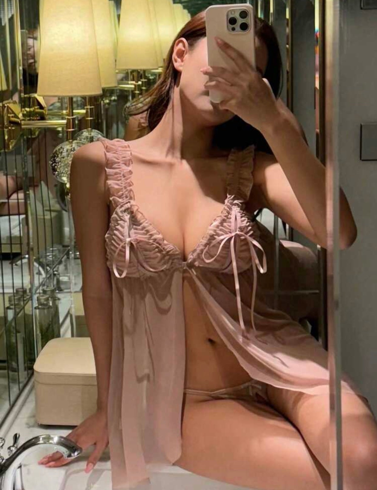 7353 - AMELIEE