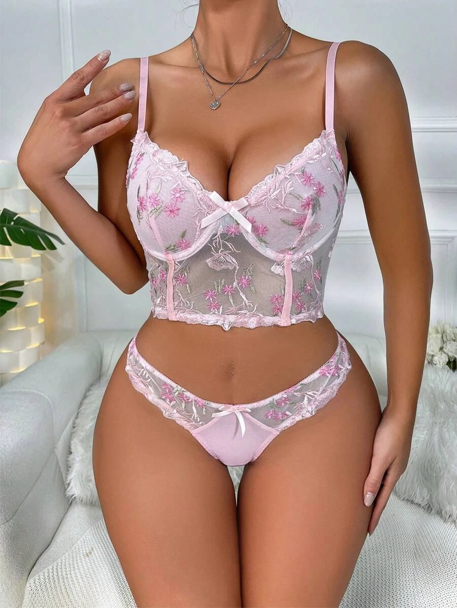 8077 - AMELIEE