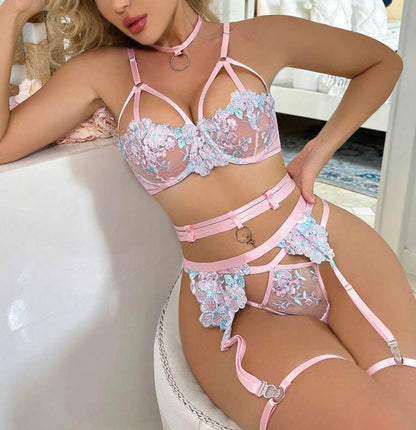 81554 - AMELIEE