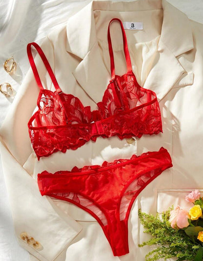8966 - AMELIEE