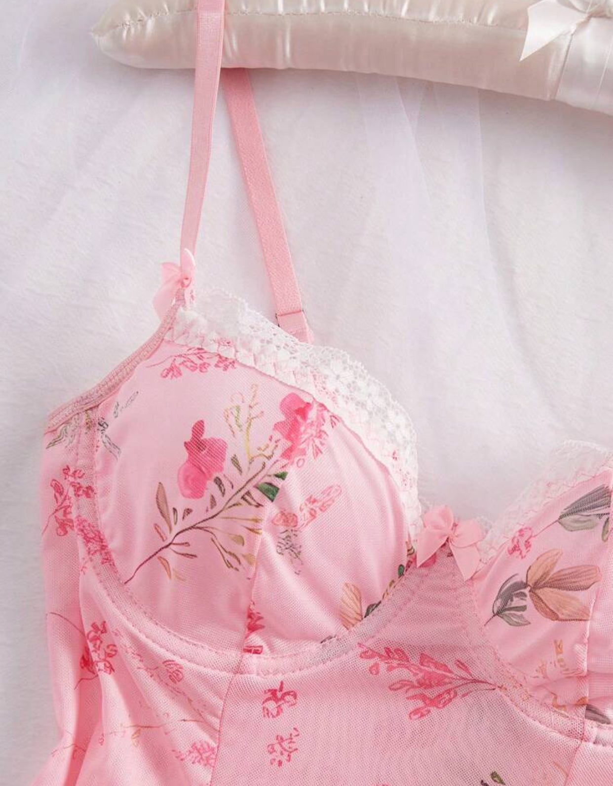 7956