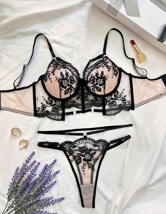 9753 - AMELIEE
